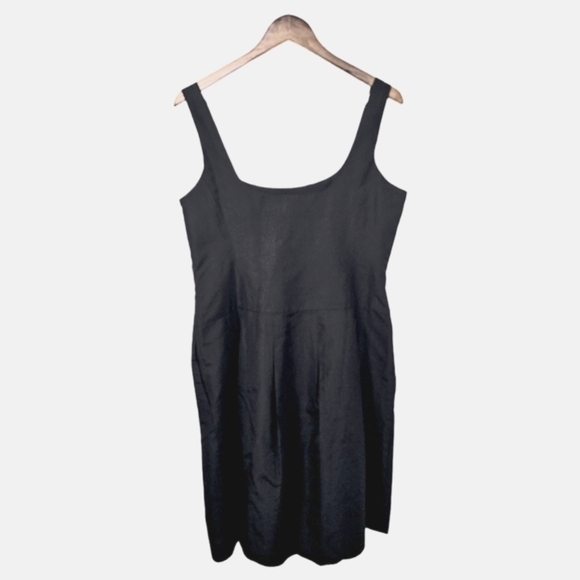 Ralph Lauren Dresses & Skirts - Ralph Lauren 100% Silk pleat black midi sleeveless scoop neck dress size…